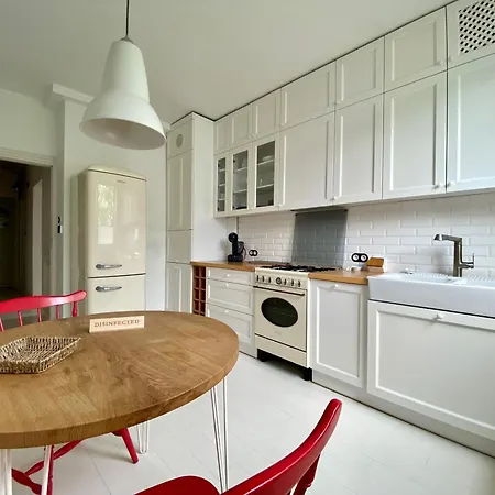 Chic In Vibrant Area - National Stadium - Saska Kepa * Varşova